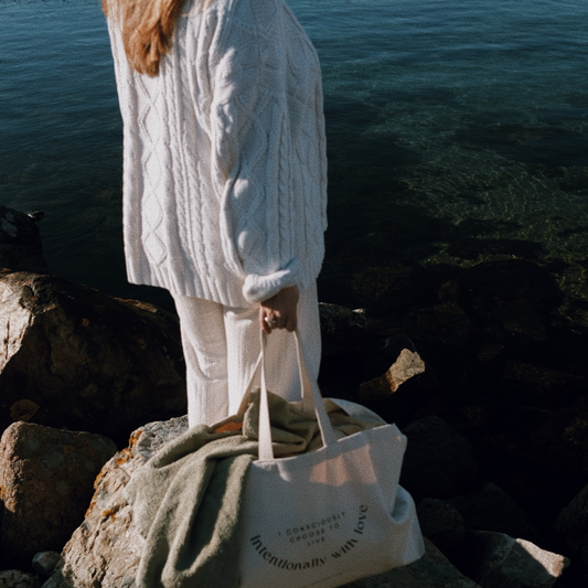 CONSCIOUS TOTE BAG